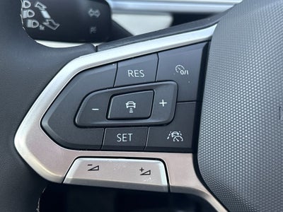 2026 Volkswagen Taos SE AWD