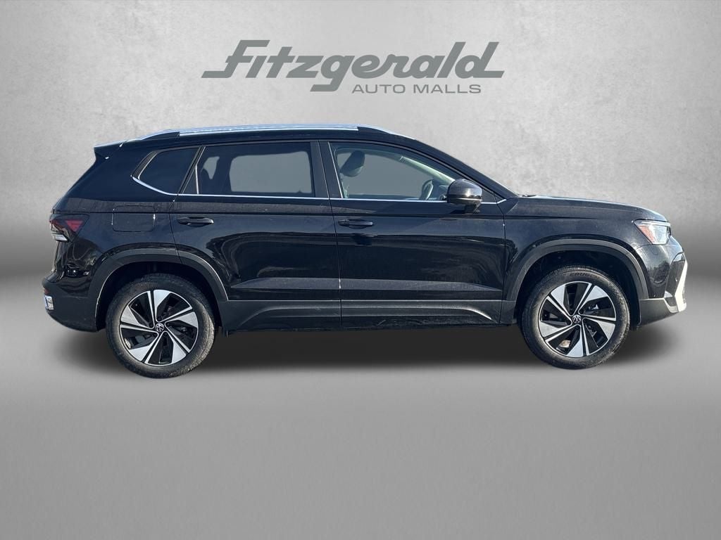 2026 Volkswagen Taos SE AWD
