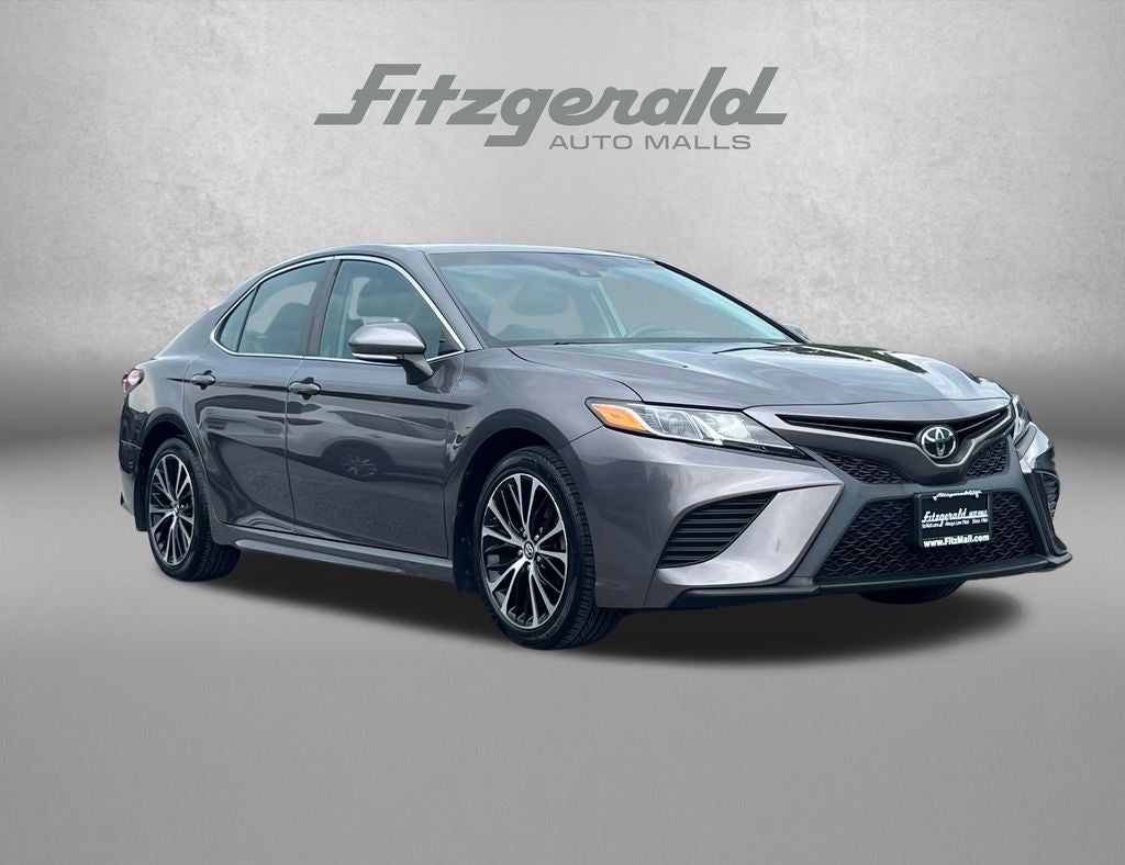 2018 Toyota Camry SE