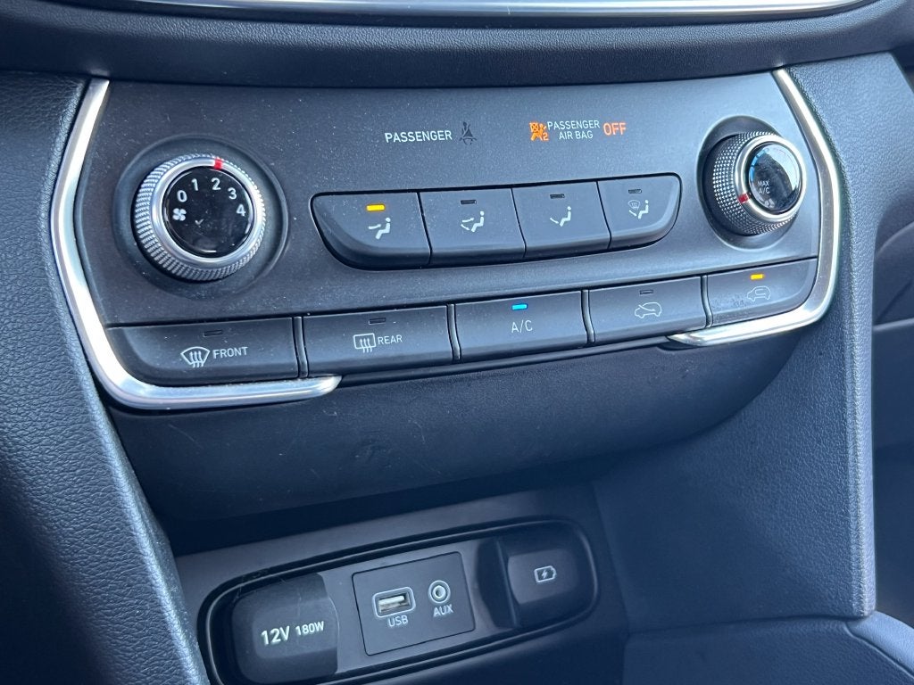 2019 Hyundai Santa Fe SE