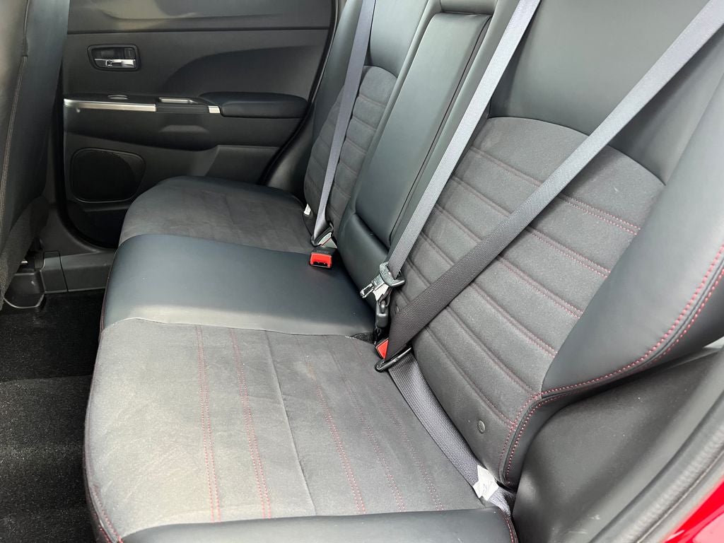 2025 Mitsubishi Outlander Sport S