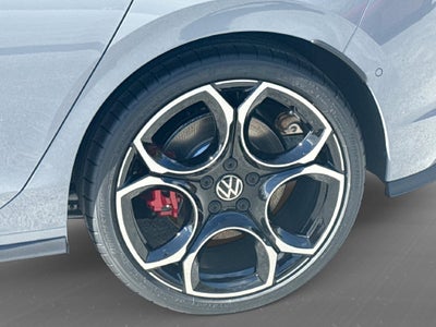 2026 Volkswagen Golf GTI Autobahn