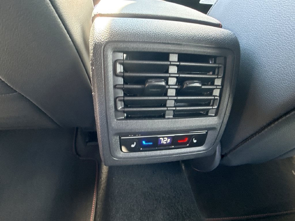 2026 Volkswagen Golf GTI Autobahn