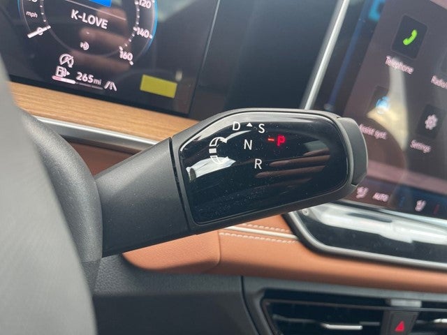 2026 Volkswagen Tiguan SEL R-Line Turbo 4MOTION