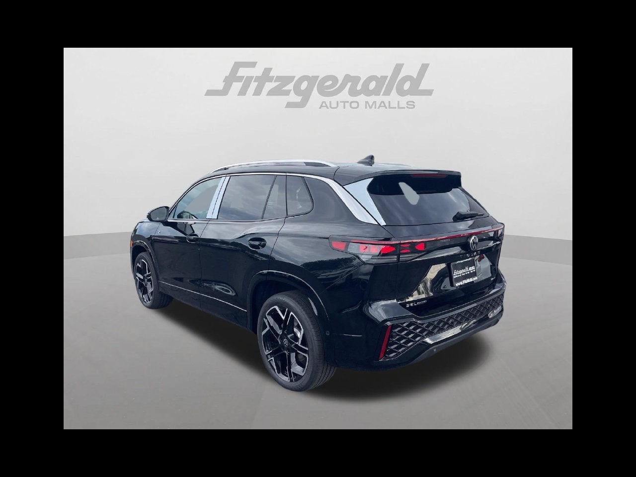 2026 Volkswagen Tiguan SEL R-Line Turbo 4MOTION