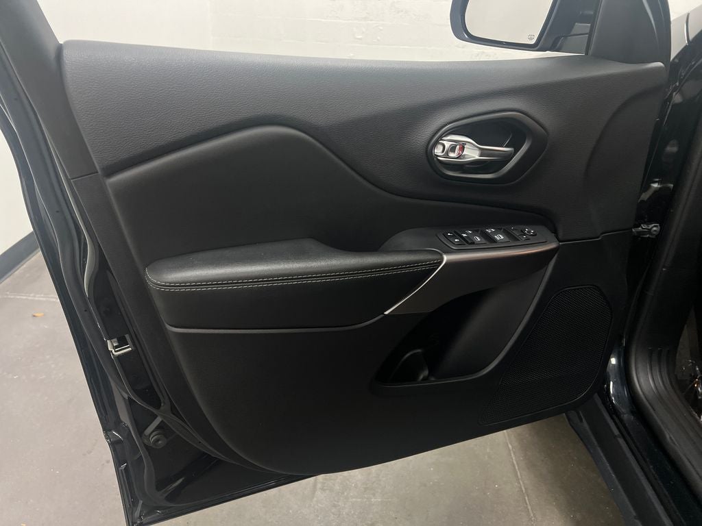 2022 Jeep Cherokee Latitude Lux FWD