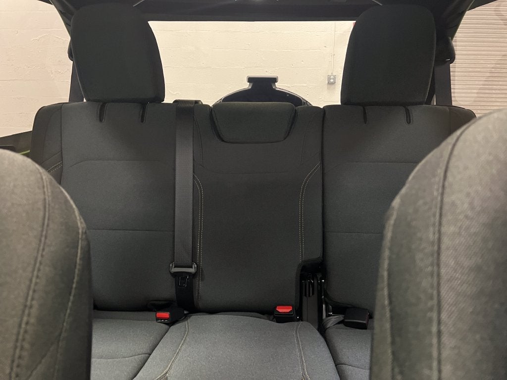 2025 Jeep Wrangler 4-Door Sport 4x4