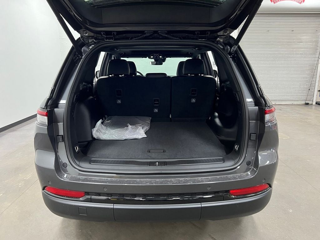 2025 Jeep Grand Cherokee GRAND CHEROKEE ALTITUDE X 4X2