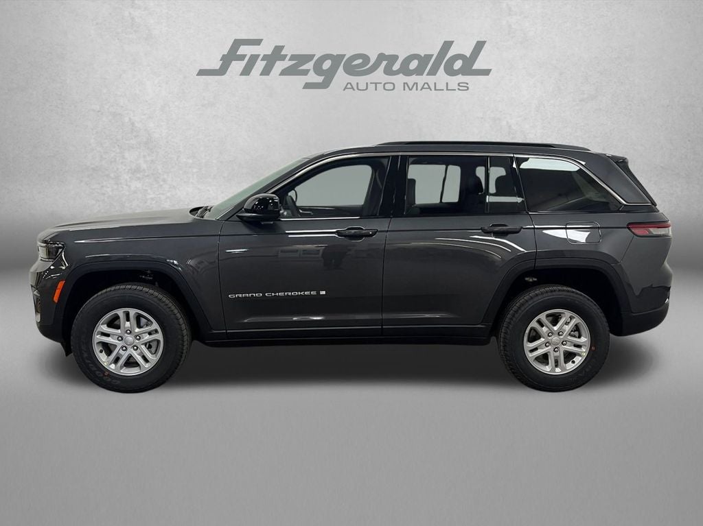 2025 Jeep Grand Cherokee GRAND CHEROKEE LAREDO 4X2