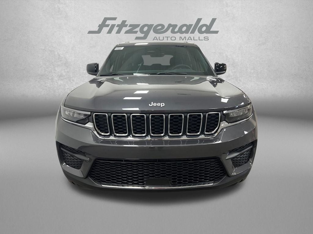 2025 Jeep Grand Cherokee GRAND CHEROKEE LAREDO 4X2