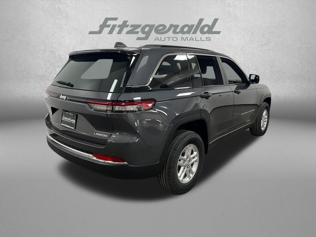 2025 Jeep Grand Cherokee GRAND CHEROKEE LAREDO 4X2