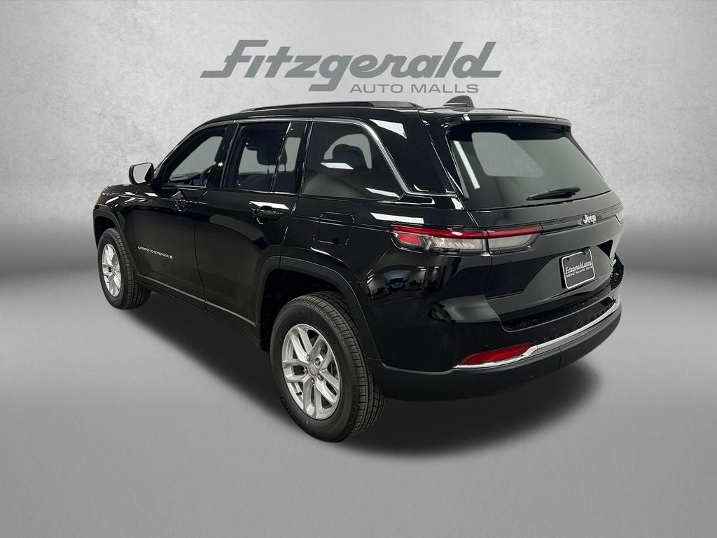 2025 Jeep Grand Cherokee GRAND CHEROKEE LAREDO X 4X2