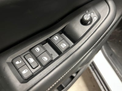 2026 Jeep Grand Cherokee GRAND CHEROKEE LAREDO X 4X2