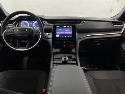 2026 Jeep Grand Cherokee GRAND CHEROKEE LAREDO X 4X2