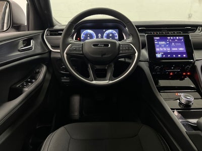 2026 Jeep Grand Cherokee GRAND CHEROKEE LAREDO X 4X2