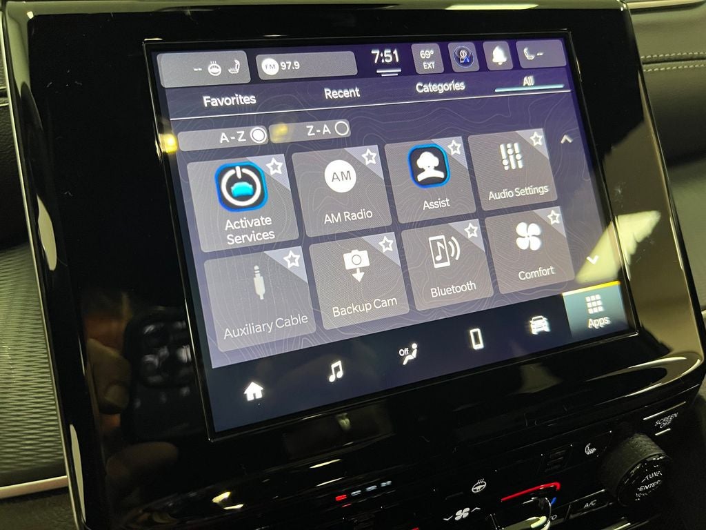 2025 Jeep Grand Cherokee GRAND CHEROKEE LAREDO 4X2