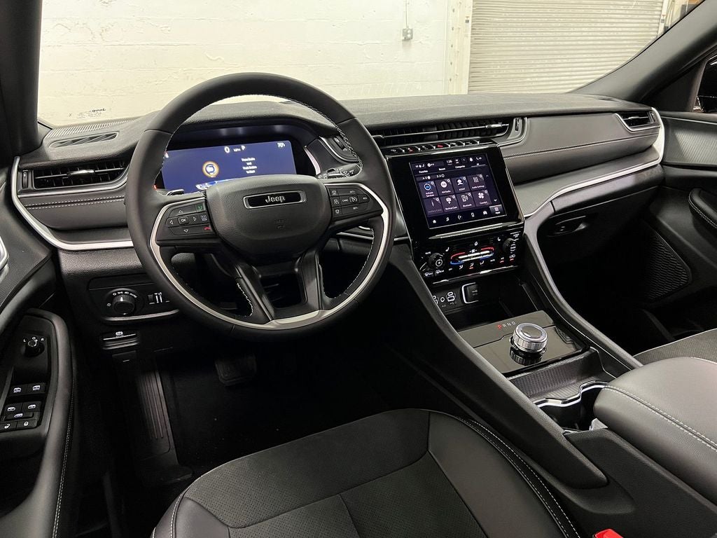 2025 Jeep Grand Cherokee GRAND CHEROKEE ALTITUDE X 4X2