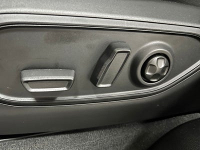 2025 Jeep Grand Cherokee GRAND CHEROKEE LAREDO 4X2