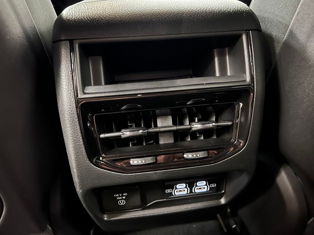 2025 Jeep Grand Cherokee GRAND CHEROKEE ALTITUDE 4X2