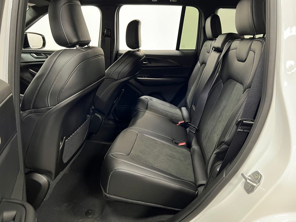 2025 Jeep Grand Cherokee GRAND CHEROKEE ALTITUDE X 4X2