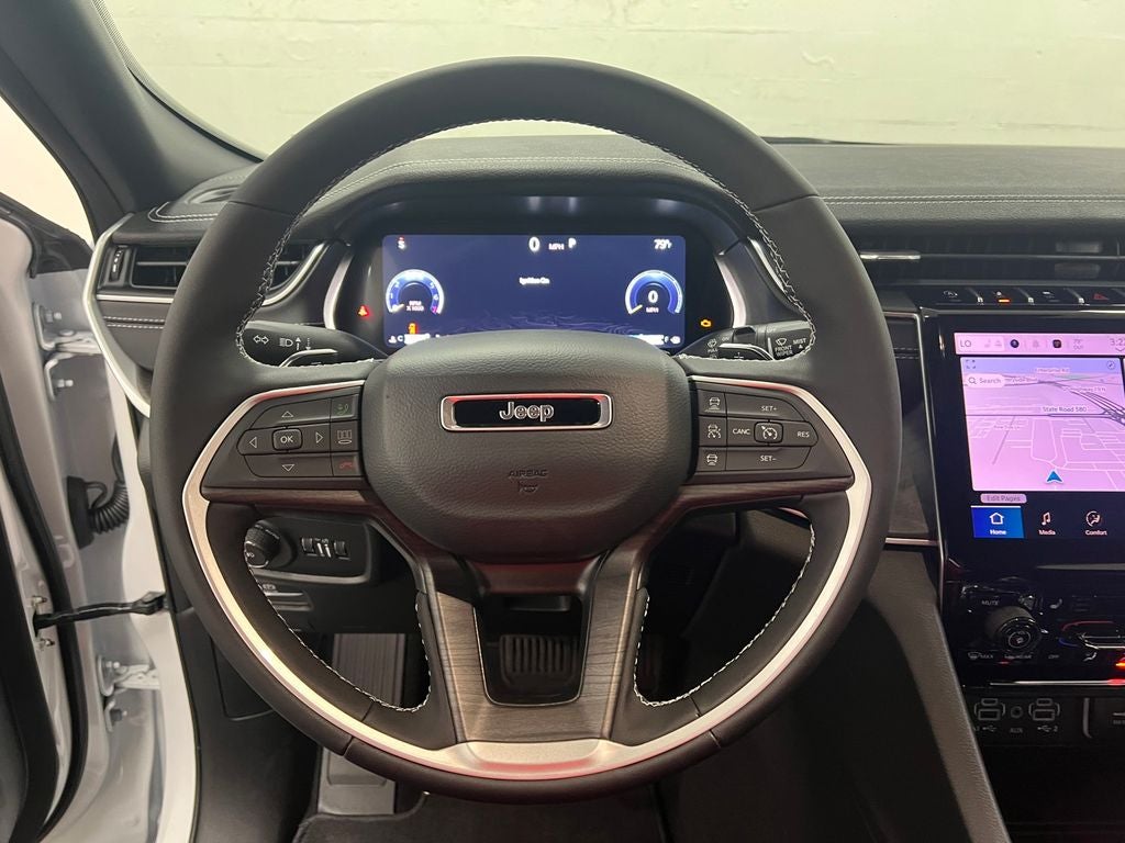 2025 Jeep Grand Cherokee GRAND CHEROKEE LIMITED 4X2