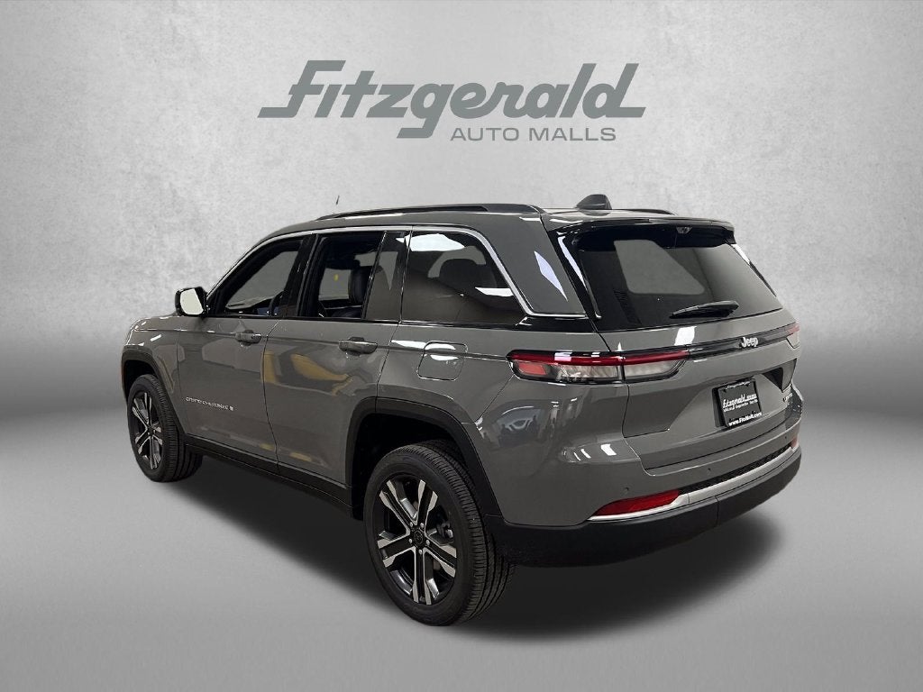 2027 Jeep Grand Cherokee Limited