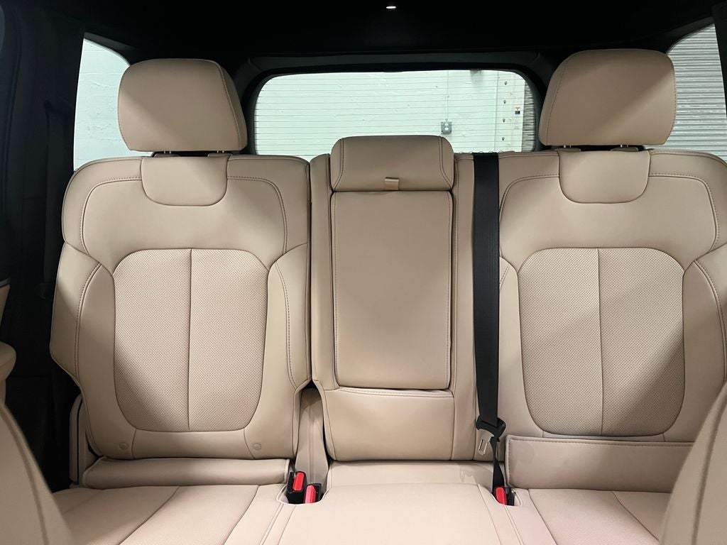 2027 Jeep Grand Cherokee Limited