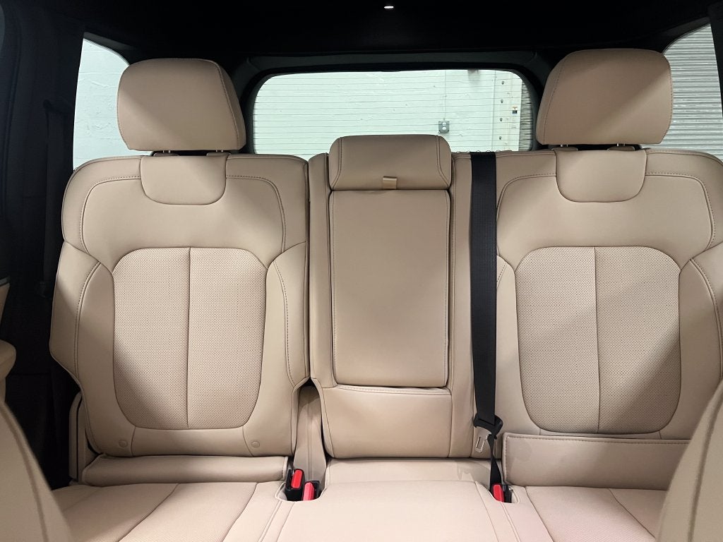 2027 Jeep Grand Cherokee Limited