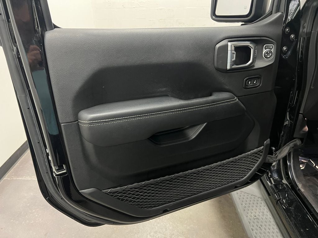 2022 Jeep Gladiator Overland 4x4