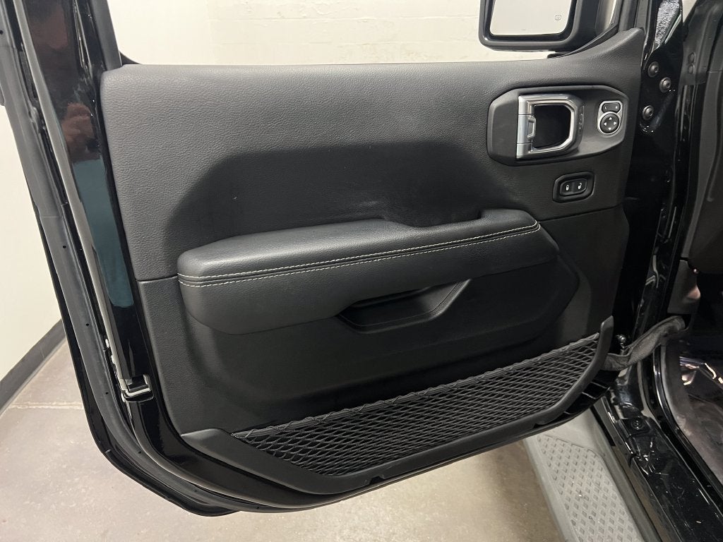 2022 Jeep Gladiator Overland 4x4