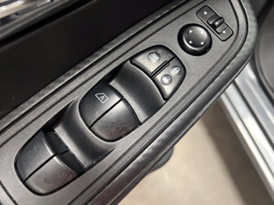2024 Nissan Versa 1.6 SV