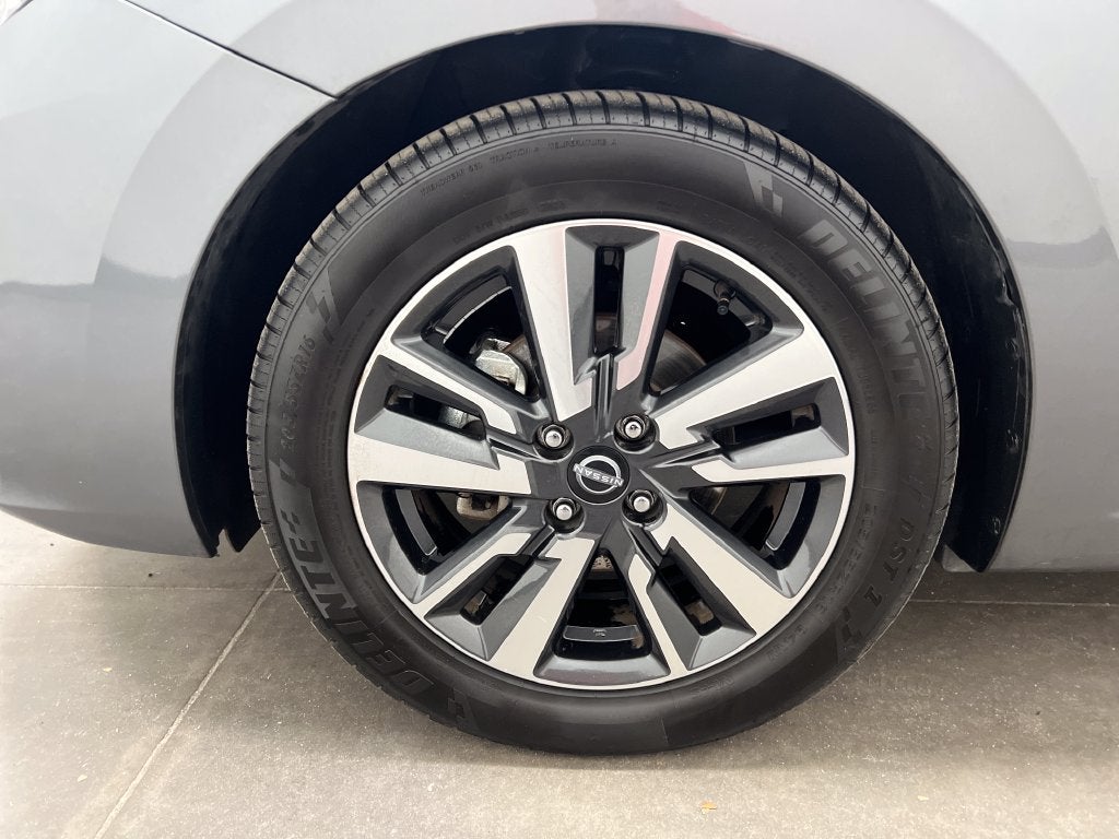 2024 Nissan Versa 1.6 SV