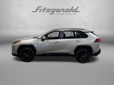 2022 Toyota RAV4 Hybrid SE