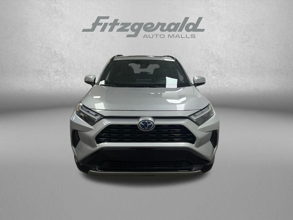 2022 Toyota RAV4 Hybrid SE