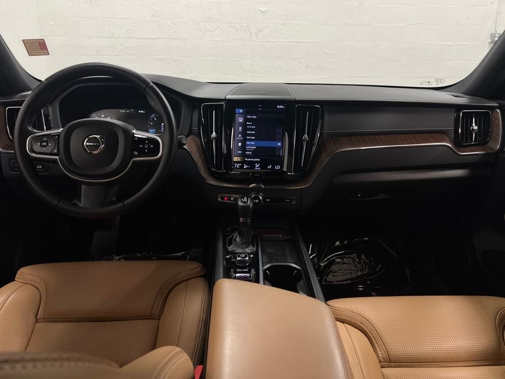 2021 Volvo XC60 T5 Inscription
