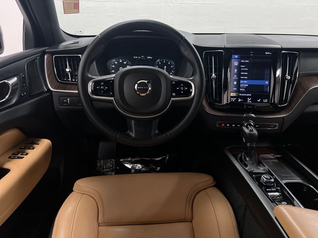 2021 Volvo XC60 T5 Inscription