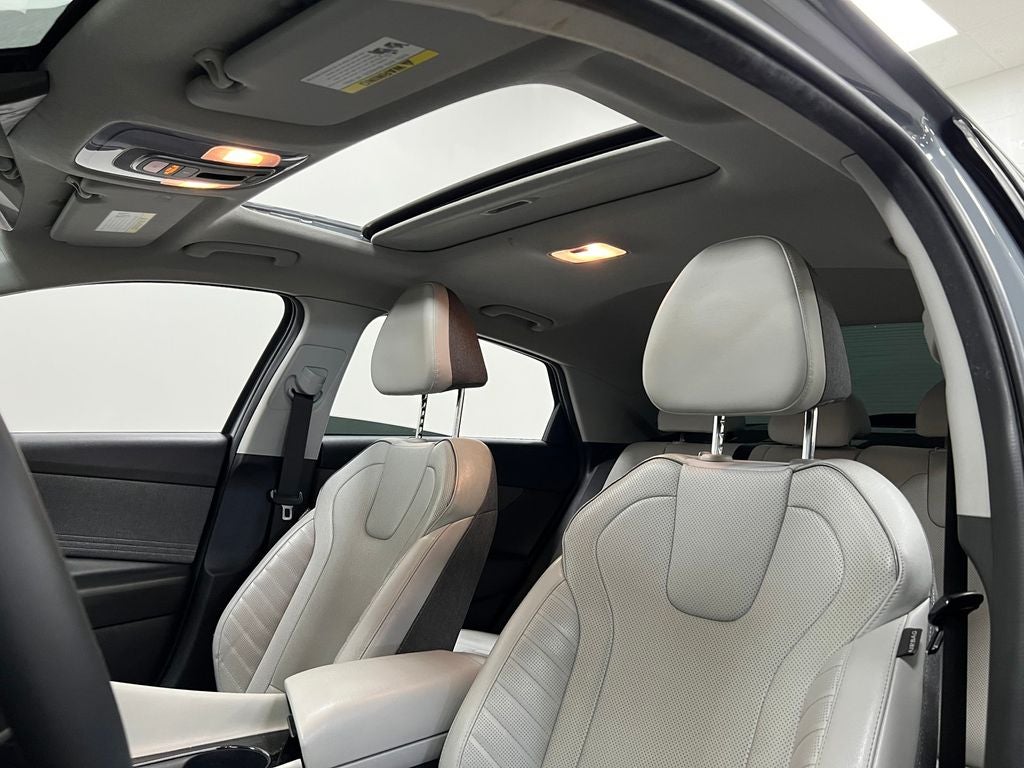 2022 Hyundai Elantra Hybrid Limited