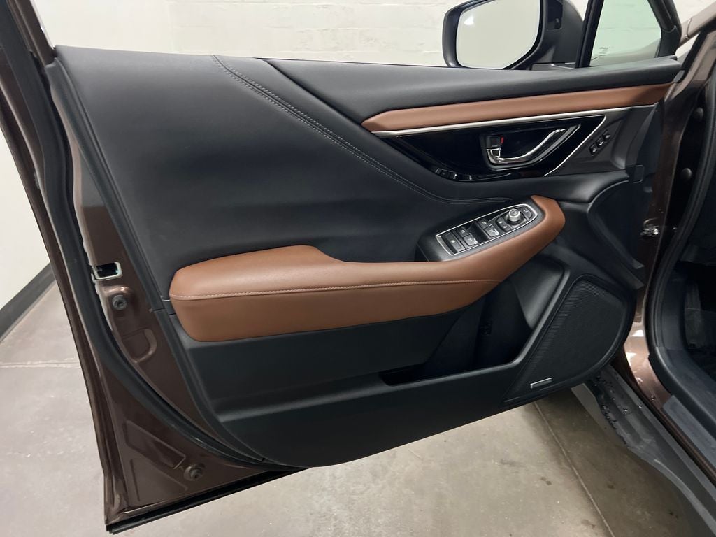 2022 Subaru Outback Touring XT