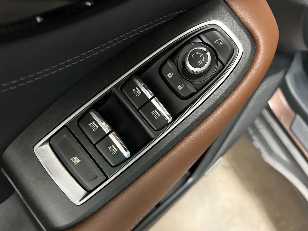 2022 Subaru Outback Touring XT