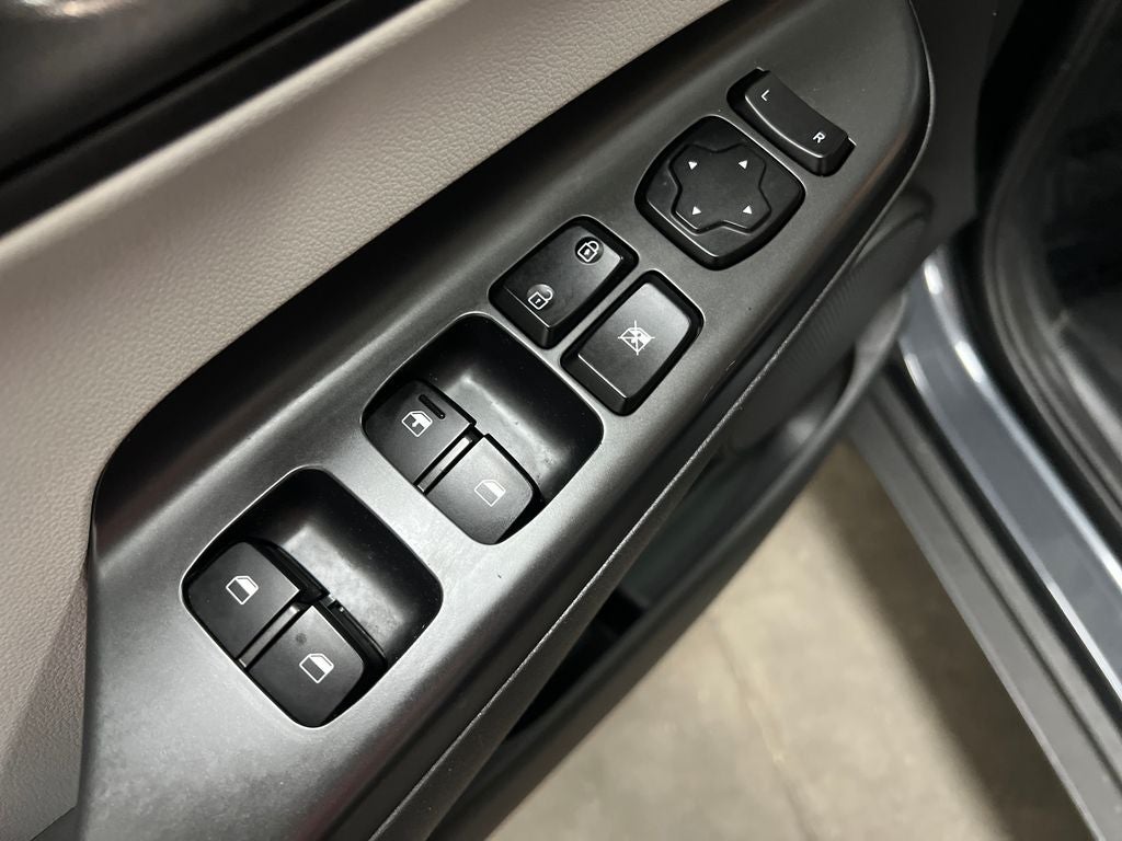 2022 Hyundai Kona SE